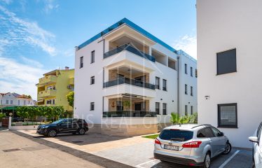 Apartmán, 80 m od mora na predaj