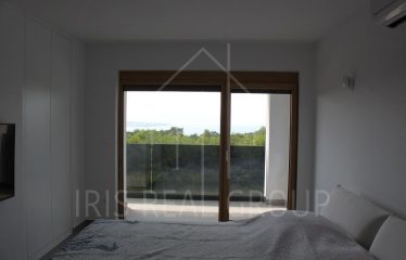 Luxusná vila s bazénom na predaj