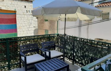 Predaj 2 apartmánov v kamennom dome